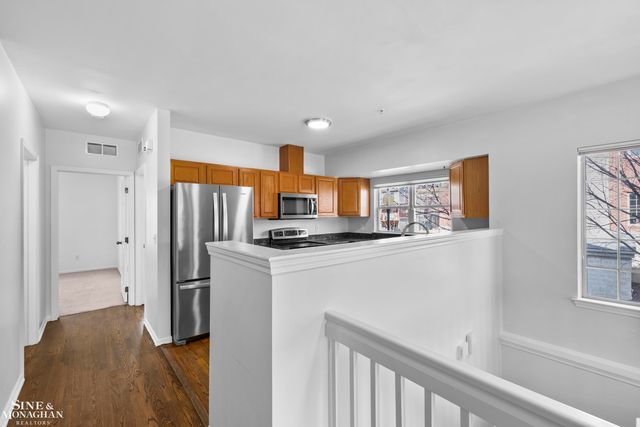 2527 John R Street, Detroit, MI 48201