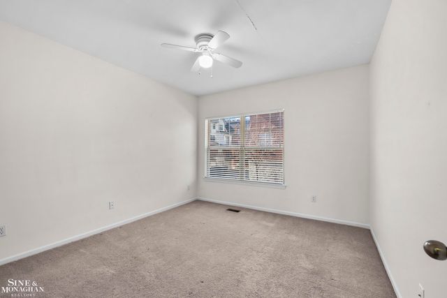 2527 John R Street, Detroit, MI 48201