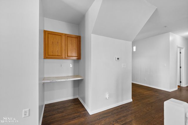 2527 John R Street, Detroit, MI 48201