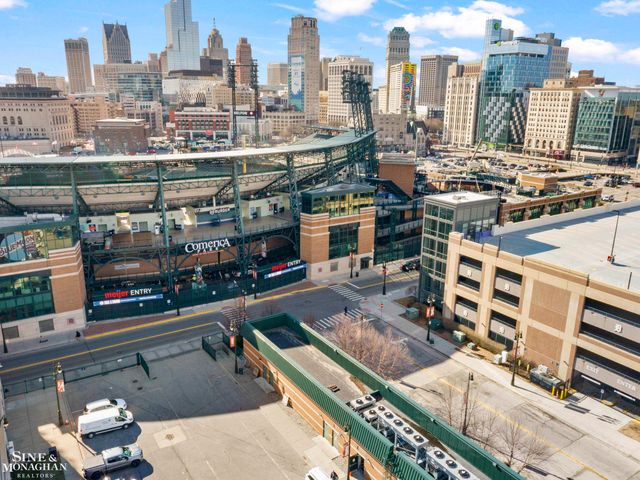 2527 John R Street, Detroit, MI 48201