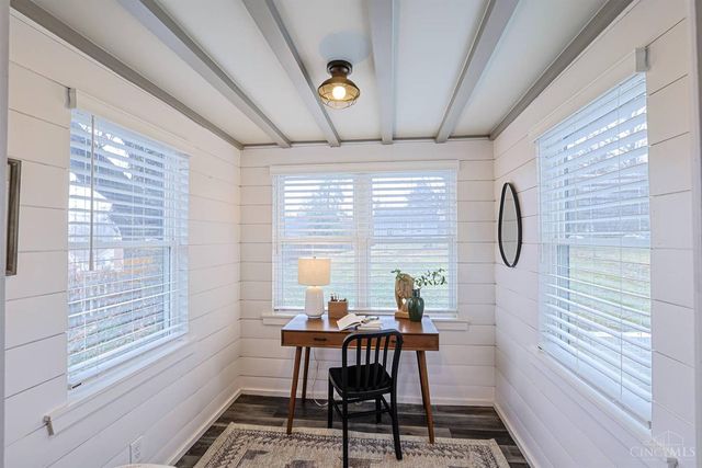 3906 Standish Avenue, Cincinnati, OH 45213