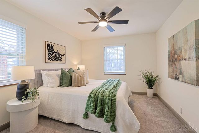 3906 Standish Avenue, Cincinnati, OH 45213