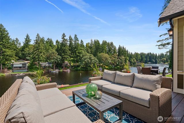 4914 Thompson Lane SE, Olympia, WA 98513