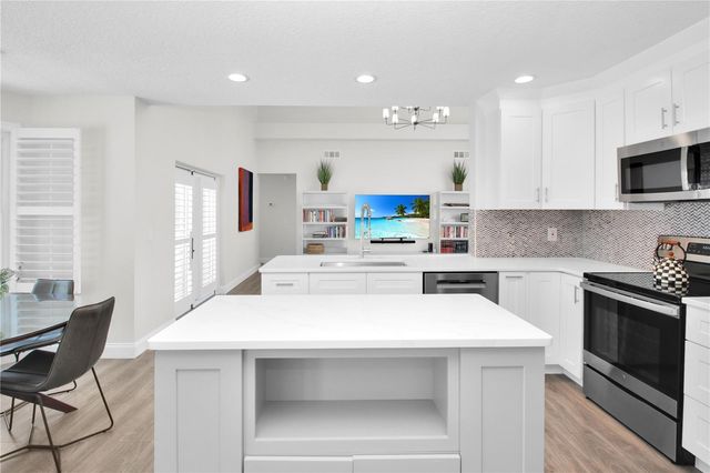 7921 PALMDALE DRIVE, Orlando, FL 32819