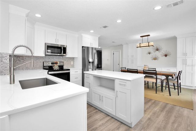 7921 PALMDALE DRIVE, Orlando, FL 32819