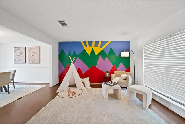 413 Wild Oak Lane, Euless, TX 76039