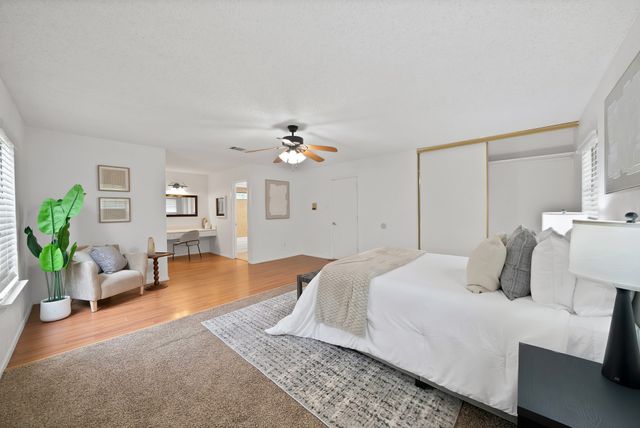 413 Wild Oak Lane, Euless, TX 76039