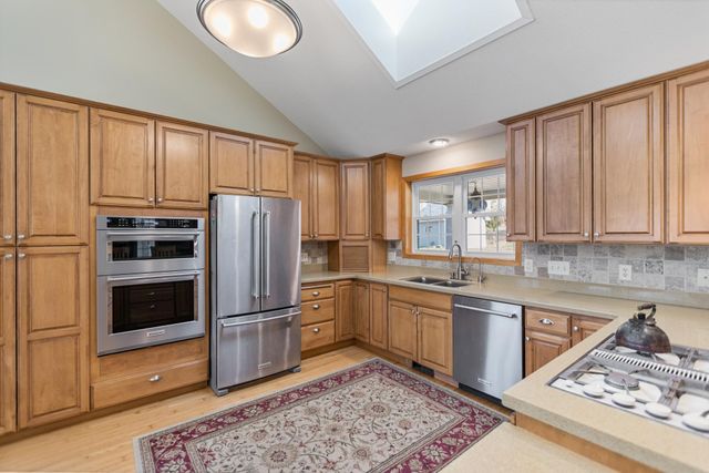 1342 Stagecoach Trail S, Afton, MN 55001