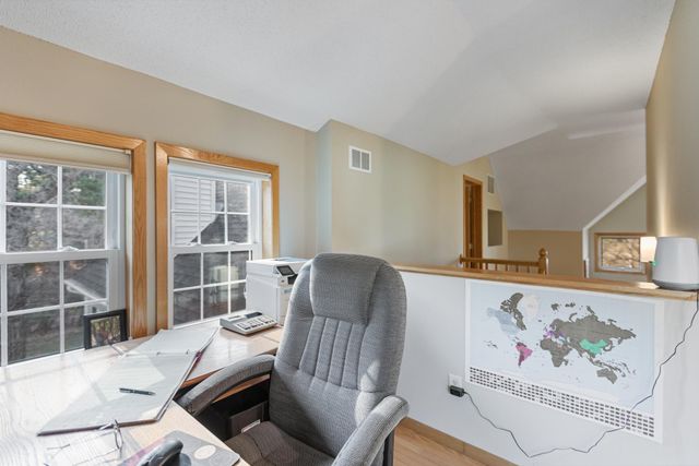 1342 Stagecoach Trail S, Afton, MN 55001