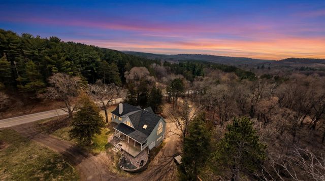 1342 Stagecoach Trail S, Afton, MN 55001