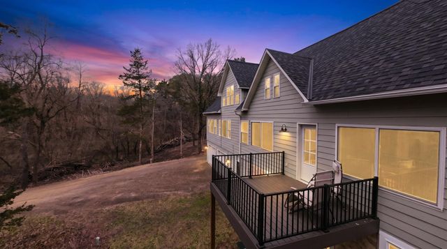 1342 Stagecoach Trail S, Afton, MN 55001