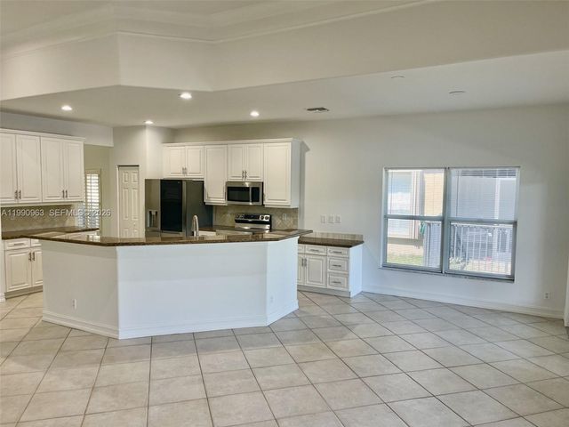 11289 NW 65th Mnr, Parkland, FL 33076