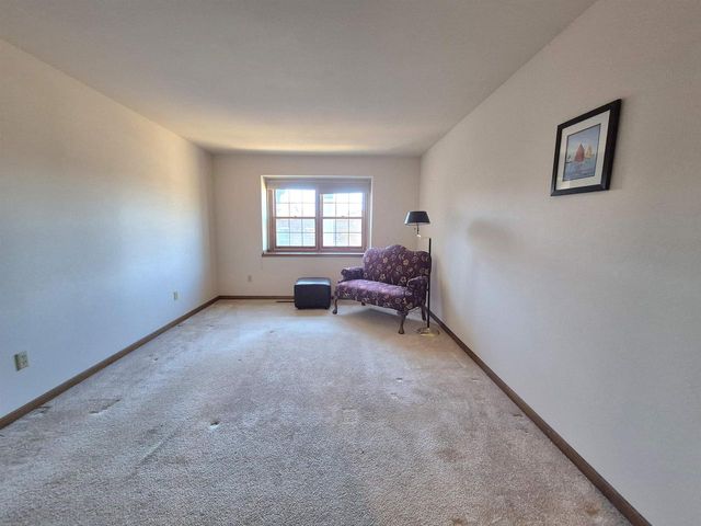 2522 W Memorial Drive, Janesville, WI 53548