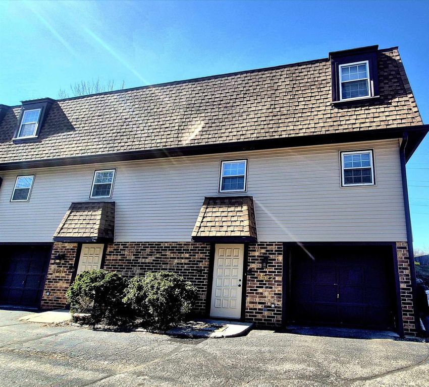 2522 W Memorial Drive, Janesville, WI 53548