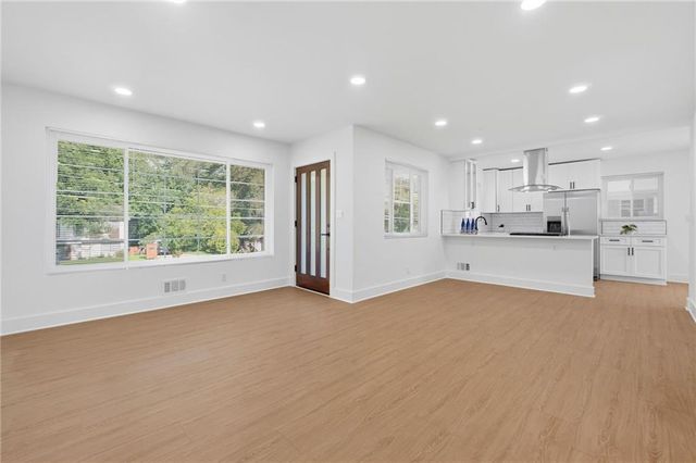 2118 Glendale Drive, Decatur, GA 30032