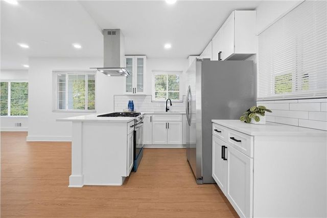 2118 Glendale Drive, Decatur, GA 30032