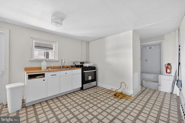 151 W AIRY ST, Norristown, PA 19401