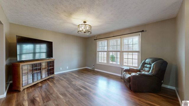 1339 colorado st, Calvert City, KY 42029