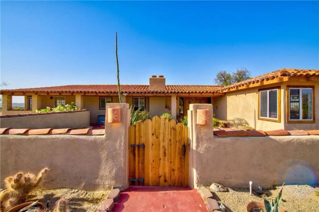 74784 Foothill Drive, 29 Palms, CA 92277