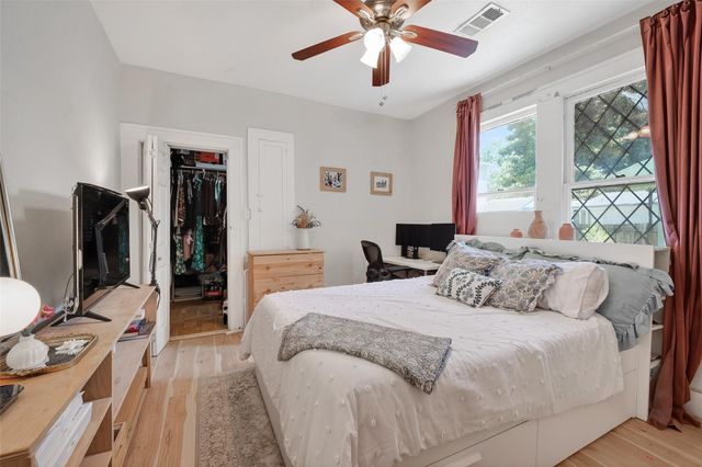 7039 Avenue E, Houston, TX 77011