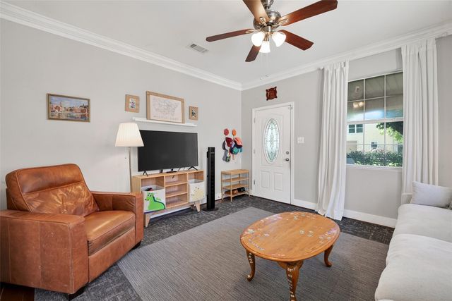 7039 Avenue E, Houston, TX 77011