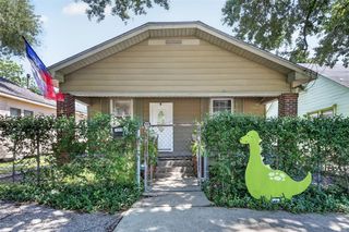 7039 Avenue E, Houston, TX 77011