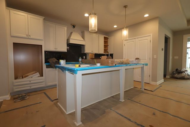 6952 Corsican Loop N, Hilliard, OH 43026