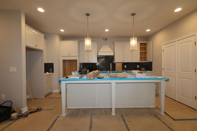 6952 Corsican Loop N, Hilliard, OH 43026