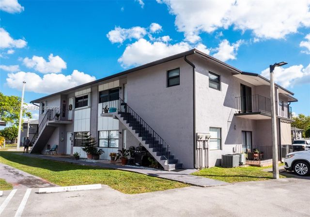 13241 SW 17th Ln 23-4, Miami, FL 33175