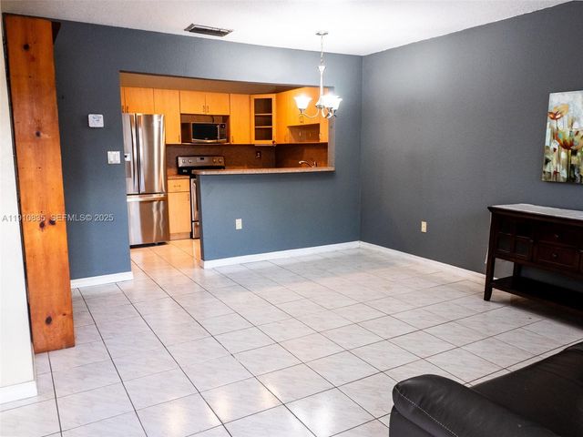 13241 SW 17th Ln 23-4, Miami, FL 33175