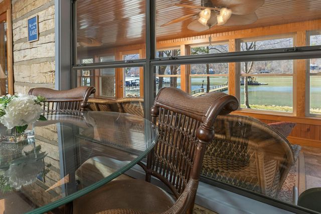 7286 Mullins Cove Road, Whitwell, TN 37397