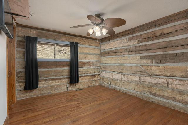 7286 Mullins Cove Road, Whitwell, TN 37397