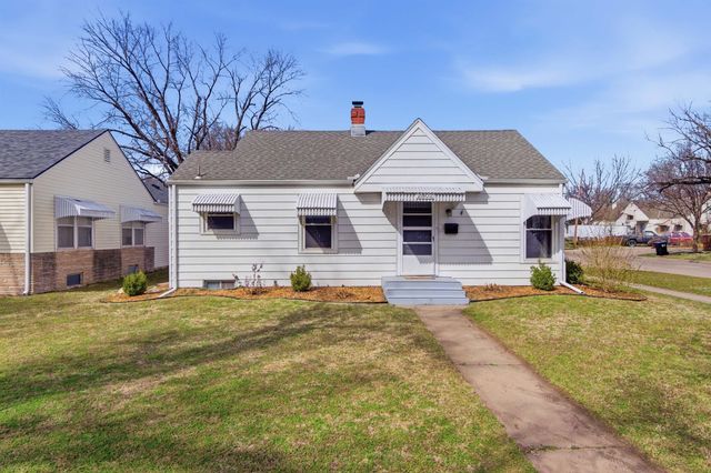 2802 W Douglas Ave, Wichita, KS 67203