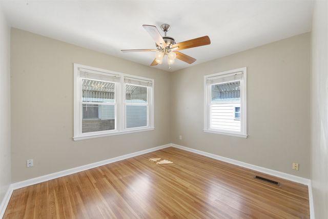 2802 W Douglas Ave, Wichita, KS 67203