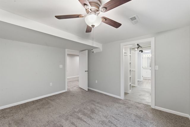 2802 W Douglas Ave, Wichita, KS 67203