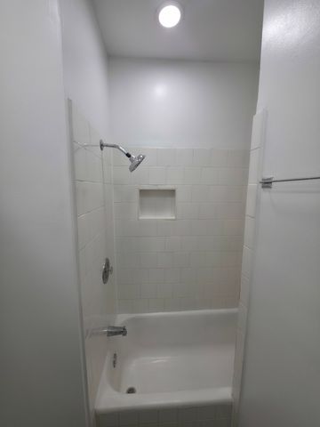 1748 N Keystone Avenue, Chicago, IL 60639