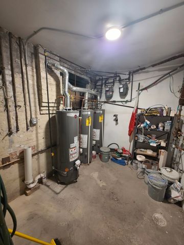 1748 N Keystone Avenue, Chicago, IL 60639