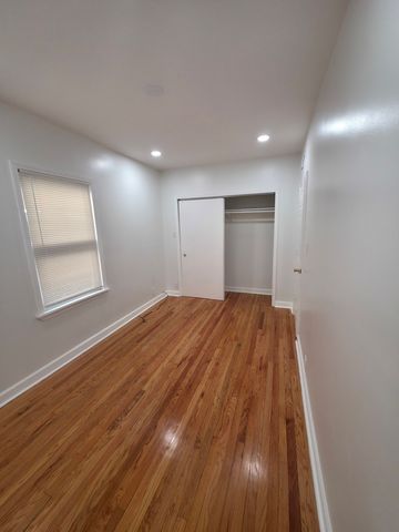 1748 N Keystone Avenue, Chicago, IL 60639