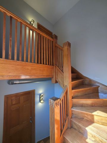 1748 N Keystone Avenue, Chicago, IL 60639