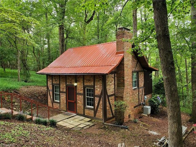179 & 178 Stone Country Lane, Asheboro, NC 27203