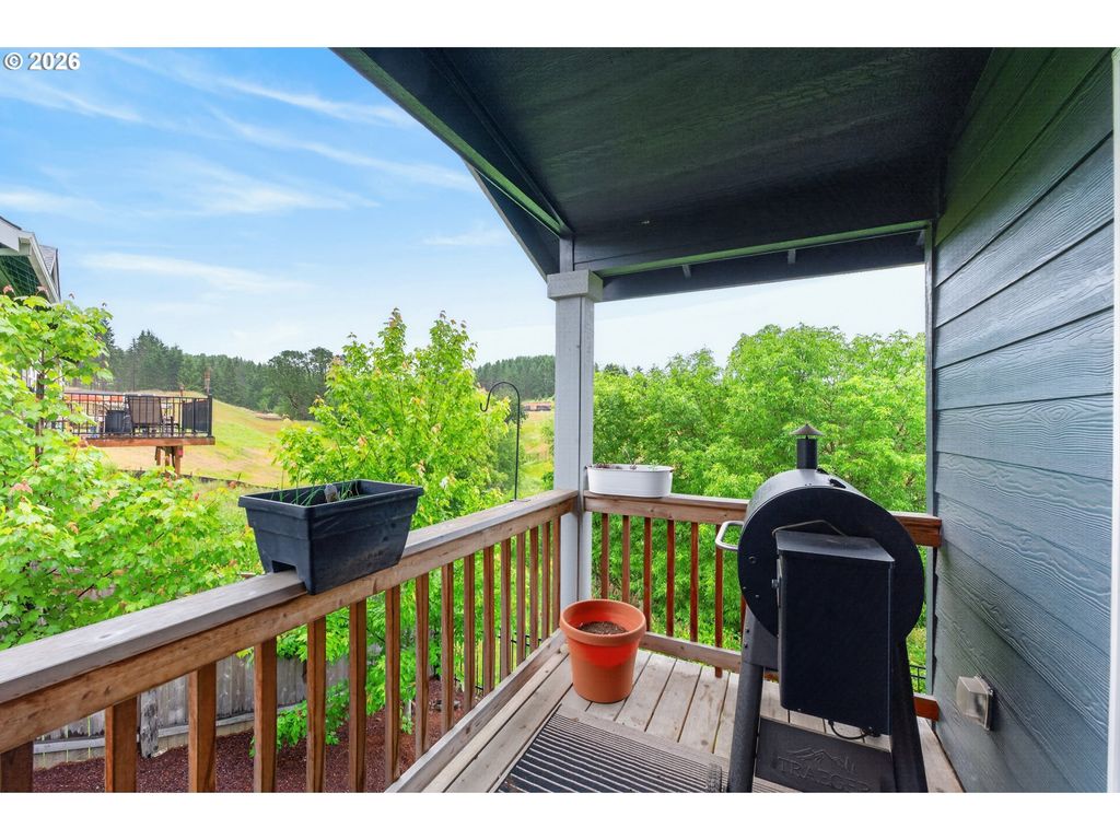 Image 37 of property listing at 184 Nw BROOKSIDE St, Mc Minnville, OR 97128