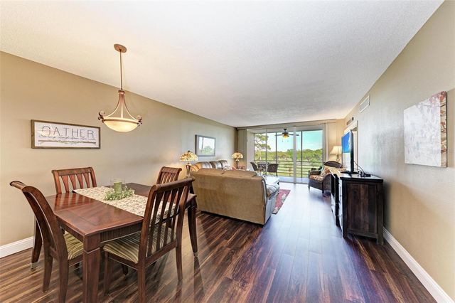 7461 W COUNTRY CLUB DRIVE N 409, Sarasota, FL 34243