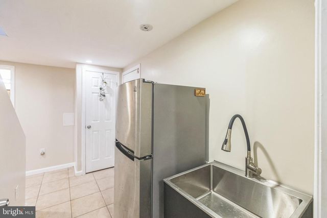 4216 CLAY STREET, Washington, DC 20019