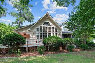 100 Goose Creek Drive, Washington, NC 27889