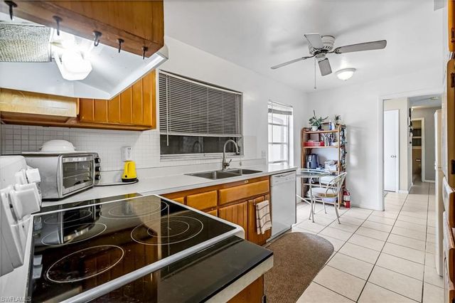 5114 SW 3rd AVE, Cape Coral, FL 33914