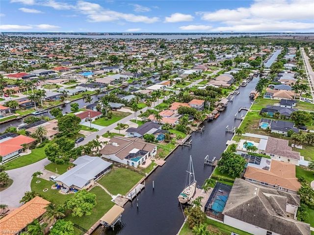 5114 SW 3rd AVE, Cape Coral, FL 33914
