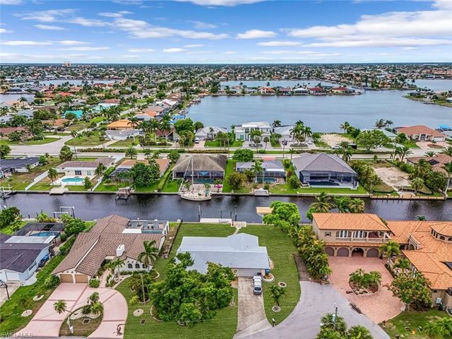 5114 SW 3rd AVE, Cape Coral, FL 33914