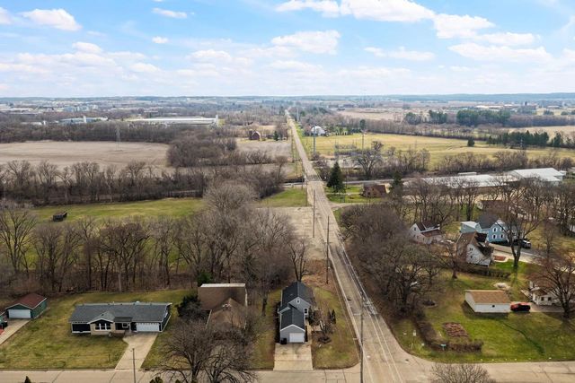 901 Brewster Avenue, Beloit, WI 53511