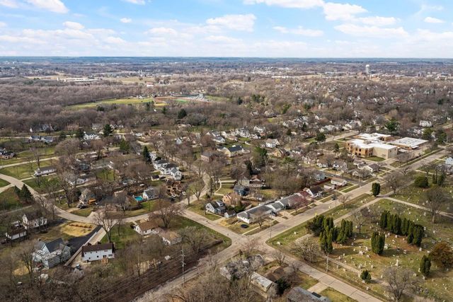 901 Brewster Avenue, Beloit, WI 53511