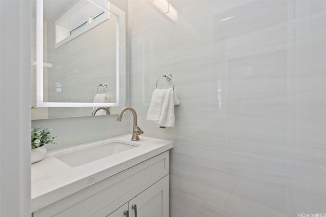 91-213 Ike Place 36, Ewa Beach, HI 96706